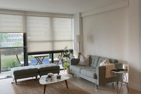 Condominio en venta en Miami, Florida, 2 dormitorios, 113.15 m2 № 1979520 - foto 27