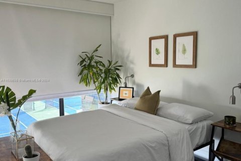 Condominio en venta en Miami, Florida, 2 dormitorios, 113.15 m2 № 1979520 - foto 15