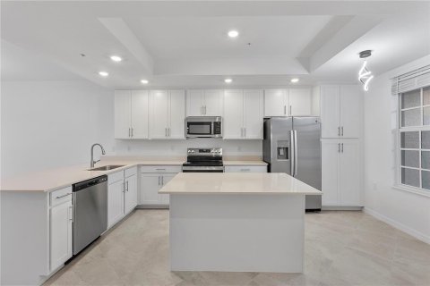 Copropriété à louer à Punta Gorda, Floride: 2 chambres, 145.76 m2 № 1903443 - photo 4