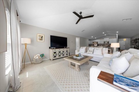Casa en venta en Ocala, Florida, 4 dormitorios, 212.1 m2 № 2112749 - foto 20