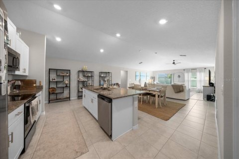 Casa en venta en Ocala, Florida, 4 dormitorios, 212.1 m2 № 2112749 - foto 15
