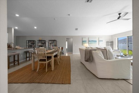 Casa en venta en Ocala, Florida, 4 dormitorios, 212.1 m2 № 2112749 - foto 18
