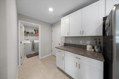 Casa en venta en Ocala, Florida, 4 dormitorios, 212.1 m2 № 2112749 - foto 12