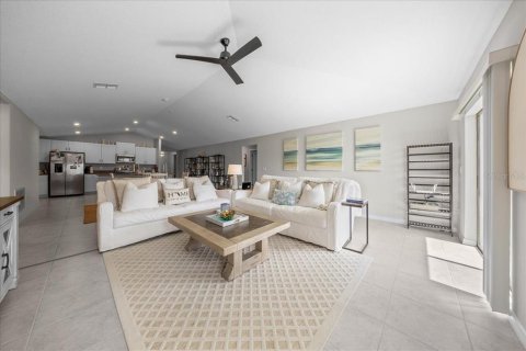 Casa en venta en Ocala, Florida, 4 dormitorios, 212.1 m2 № 2112749 - foto 17