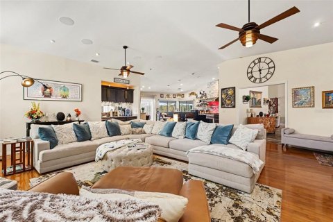 Villa ou maison à vendre à Ocala, Floride: 4 chambres, 327.11 m2 № 2356167 - photo 8