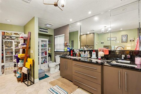 Villa ou maison à vendre à Ocala, Floride: 4 chambres, 327.11 m2 № 2356167 - photo 21
