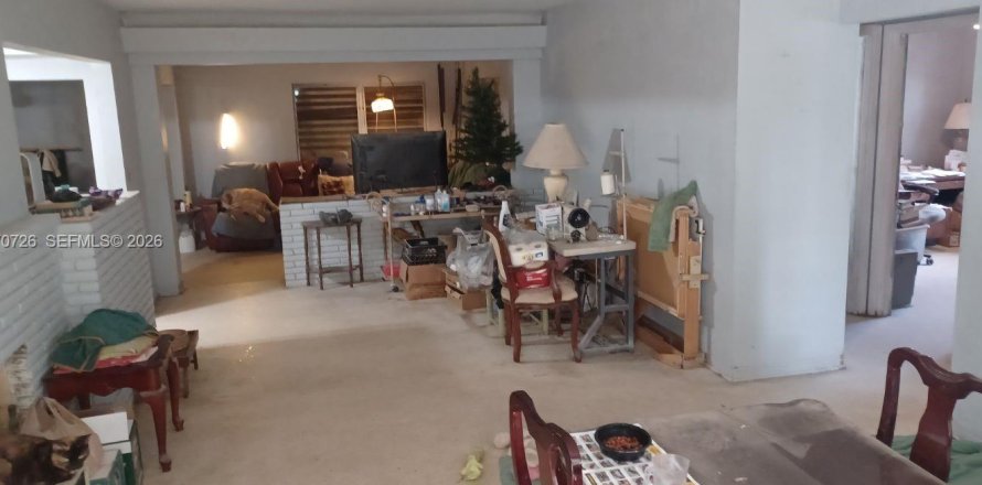 Villa ou maison à Hollywood, Floride 3 chambres, 159.14 m2 № 2032077