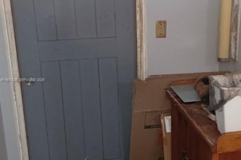 Villa ou maison à vendre à Hollywood, Floride: 3 chambres, 159.14 m2 № 2032077 - photo 15