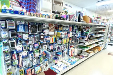 Immobilier commercial à vendre à Hialeah, Floride № 1942597 - photo 24