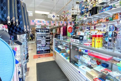 Immobilier commercial à vendre à Hialeah, Floride № 1942597 - photo 11