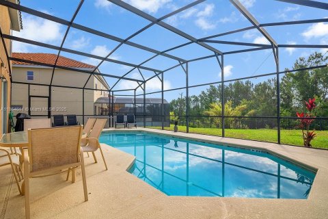 Купить виллу или дом в Дэвенпорт, Флорида 6 спален, № 1957500 - фото 8