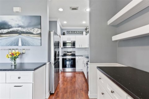 Купить виллу или дом в Хомстед, Флорида 3 спальни, 157м2, № 1940798 - фото 11