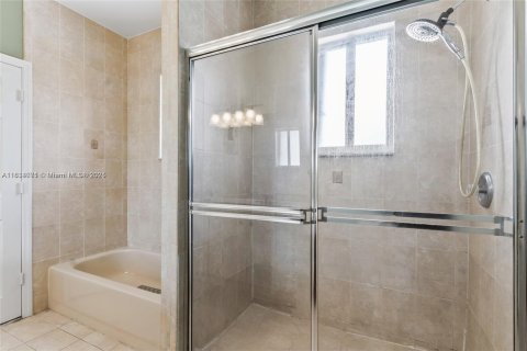 Купить виллу или дом в Хомстед, Флорида 3 спальни, 157м2, № 1940798 - фото 25