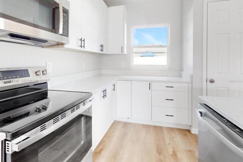 Casa en alquiler en Ocala, Florida, 3 dormitorios, 142.7 m2 № 2042336 - foto 6