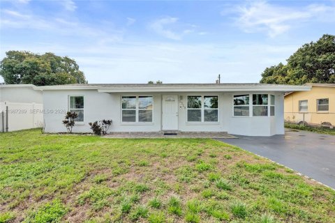 Villa ou maison à Lauderhill, Floride 3 chambres, 115.2 m2 № 2047702