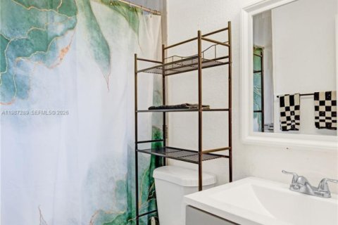 Villa ou maison à vendre à Lauderhill, Floride: 3 chambres, 115.2 m2 № 2047702 - photo 20