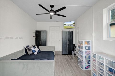 Villa ou maison à vendre à Lauderhill, Floride: 3 chambres, 115.2 m2 № 2047702 - photo 18