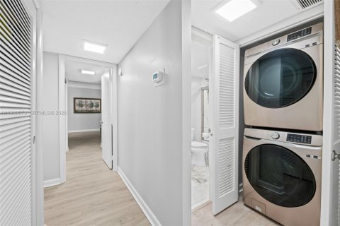 Copropriété à vendre à Pompano Beach, Floride: 2 chambres, 132.48 m2 № 2050628 - photo 19