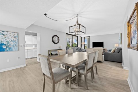 Copropriété à vendre à Pompano Beach, Floride: 2 chambres, 132.48 m2 № 2050628 - photo 4