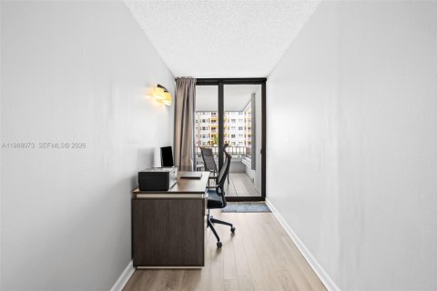 Copropriété à vendre à Pompano Beach, Floride: 2 chambres, 132.48 m2 № 2050628 - photo 9