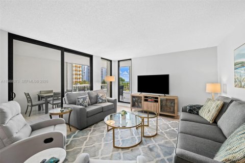 Copropriété à vendre à Pompano Beach, Floride: 2 chambres, 132.48 m2 № 2050628 - photo 5