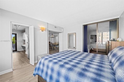 Copropriété à vendre à Pompano Beach, Floride: 2 chambres, 132.48 m2 № 2050628 - photo 13