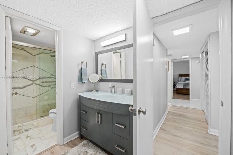 Copropriété à vendre à Pompano Beach, Floride: 2 chambres, 132.48 m2 № 2050628 - photo 16