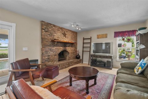 Casa en venta en Lake Wales, Florida, 3 dormitorios, 195.84 m2 № 1777403 - foto 13