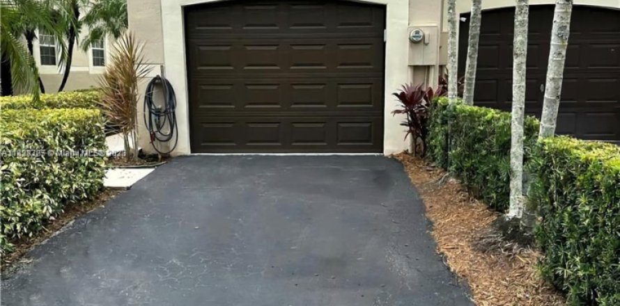 Touwnhouse à Weston, Floride 2 chambres, 117.15 m2 № 1779383