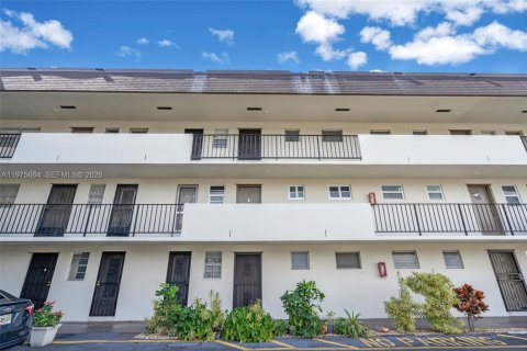 Copropriété à vendre à Miami, Floride: 1 chambre, 88.63 m2 № 2041773 - photo 22