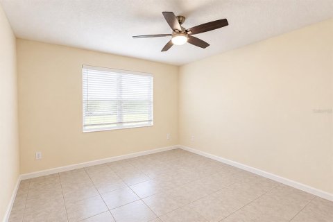 Villa ou maison à louer à Orlando, Floride: 4 chambres, 157.56 m2 № 2425537 - photo 9