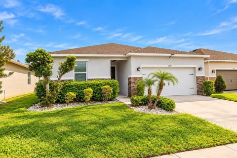 Villa ou maison à louer à Orlando, Floride: 4 chambres, 157.56 m2 № 2425537 - photo 3