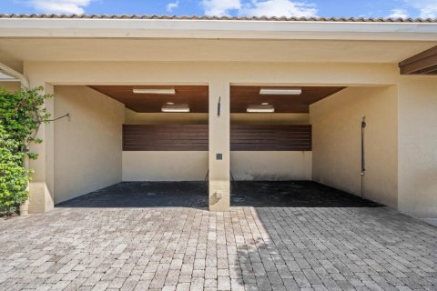 Apartment in Wellington, Florida 840.3 sq.m. № 2169836 - photo 15