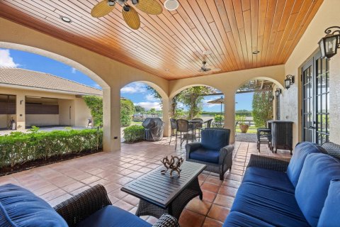 Apartment in Wellington, Florida 840.3 sq.m. № 2169836 - photo 8
