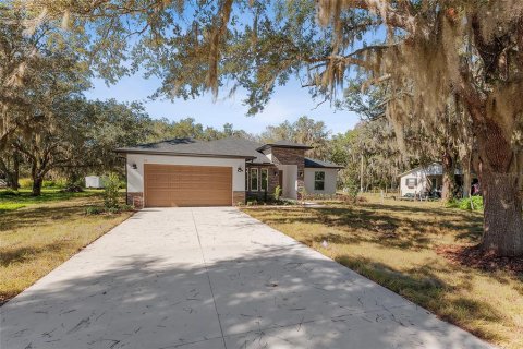 House in Sanford, Florida 4 bedrooms, 207.54 sq.m. № 2125585