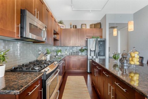 Condo in Orlando, Florida, 2 bedrooms № 2097586 - photo 19