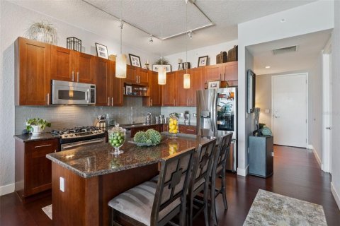 Condo in Orlando, Florida, 2 bedrooms № 2097586 - photo 18