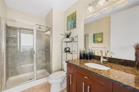 Condo in Orlando, Florida, 2 bedrooms № 2097586 - photo 30