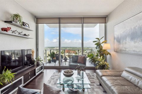 Condo in Orlando, Florida, 2 bedrooms № 2097586 - photo 9