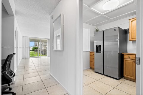 Copropriété à vendre à Pembroke Pines, Floride: 1 chambre, 74.32 m2 № 1954467 - photo 20