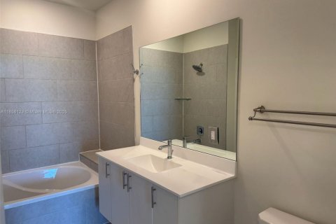 Condo in Doral, Florida, 1 bedroom in URBANA  № 1880201 - photo 5