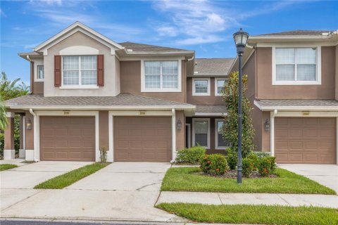 Condo in Riverview, Florida, 2 bedrooms  № 1917852 - photo 1