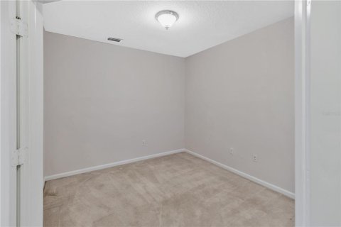 Condo in Riverview, Florida, 2 bedrooms  № 1917852 - photo 6