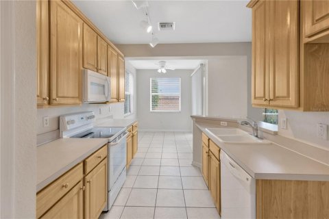 Condo in Riverview, Florida, 2 bedrooms  № 1917852 - photo 21