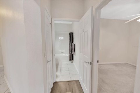 Condo in Riverview, Florida, 2 bedrooms  № 1917852 - photo 30