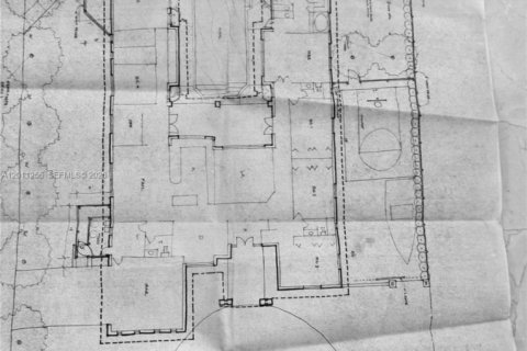 House in Miami, Florida 6 bedrooms, 316.24 sq.m. № 2075341 - photo 3