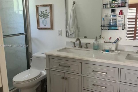 Villa ou maison à louer à Weston, Floride: 3 chambres, 125.14 m2 № 1977369 - photo 11