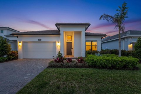 Villa ou maison à vendre à Port St. Lucie, Floride: 4 chambres, 212.65 m2 № 2087400 - photo 2