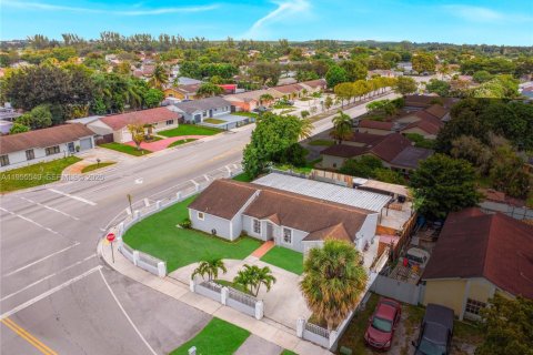 Купить виллу или дом в Хайалиа, Флорида 4 спальни, 149.67м2, № 2010276 - фото 4