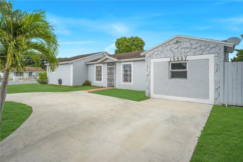 Купить виллу или дом в Хайалиа, Флорида 4 спальни, 149.67м2, № 2010276 - фото 25